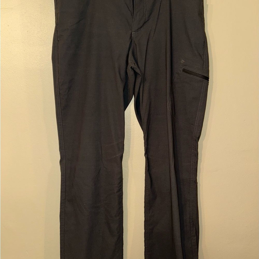 Eddie Bauer Men's Dark Gray Cargo Pants